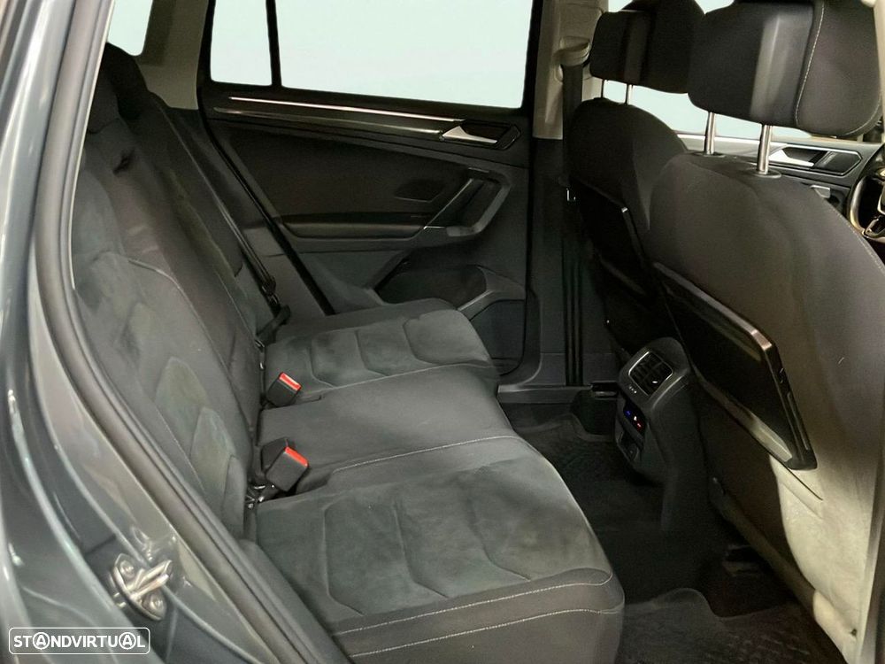 VW Tiguan 2.0 TDI Highline DSG 4Motion - 14