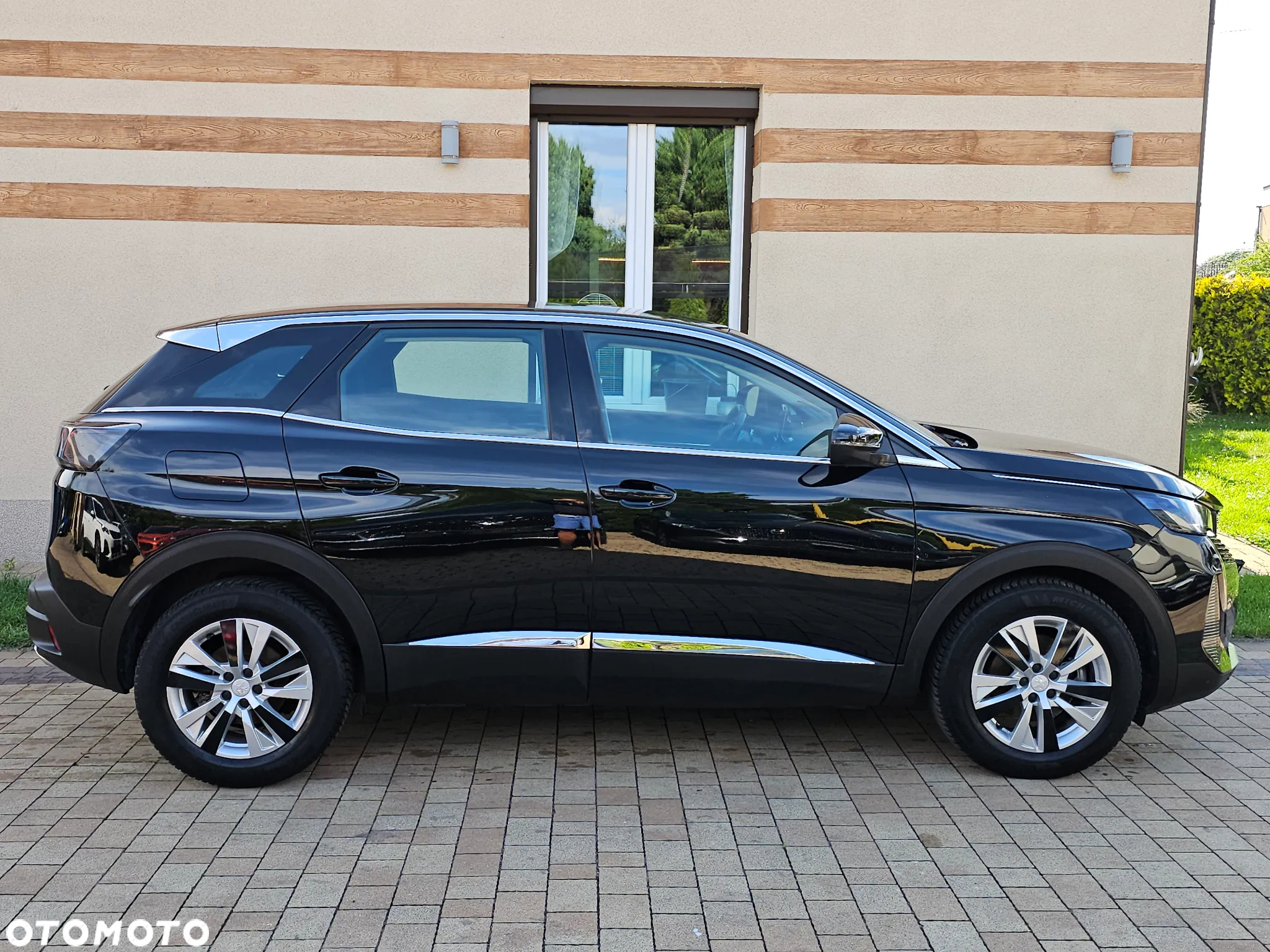 Peugeot 3008 1.5 BlueHDi Allure S&S - 13