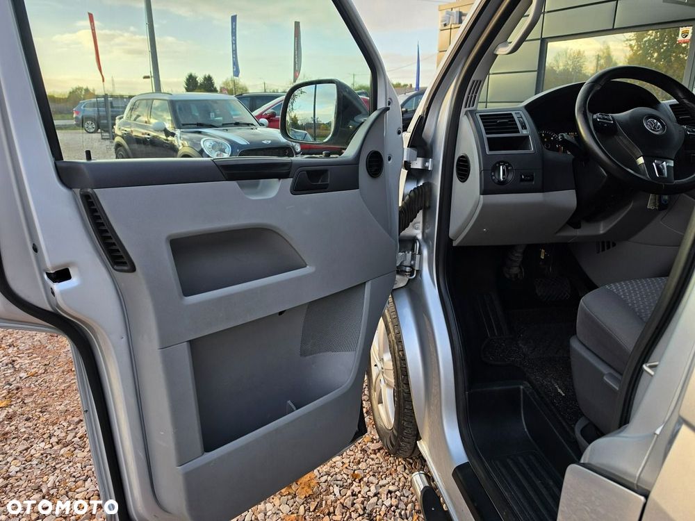 Volkswagen Transporter - 29