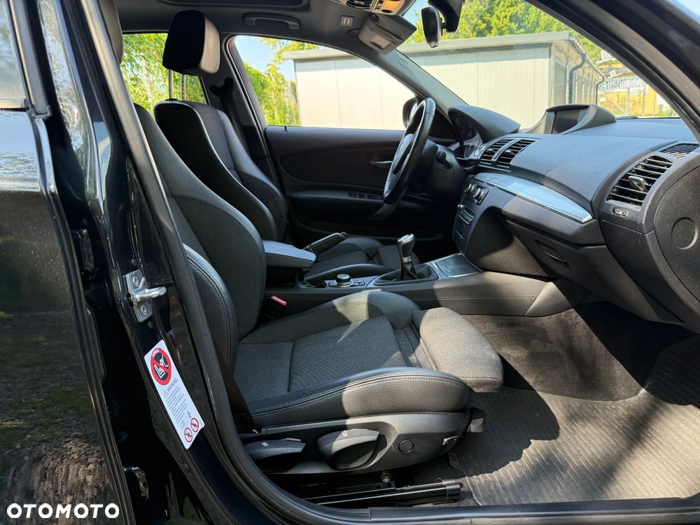BMW Seria 1 116i Edition Sport - 11