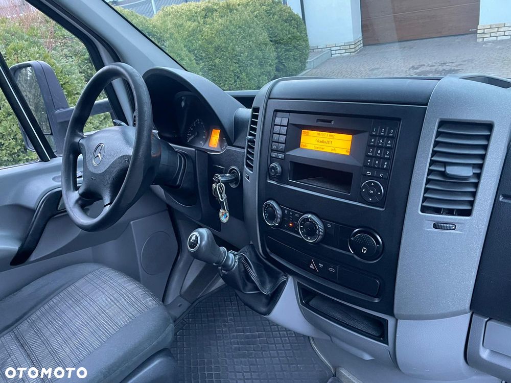 Mercedes-Benz SPRINTER - 20