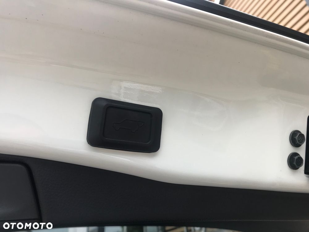Toyota RAV4 2.5 Hybrid Comfort 4x2 - 8