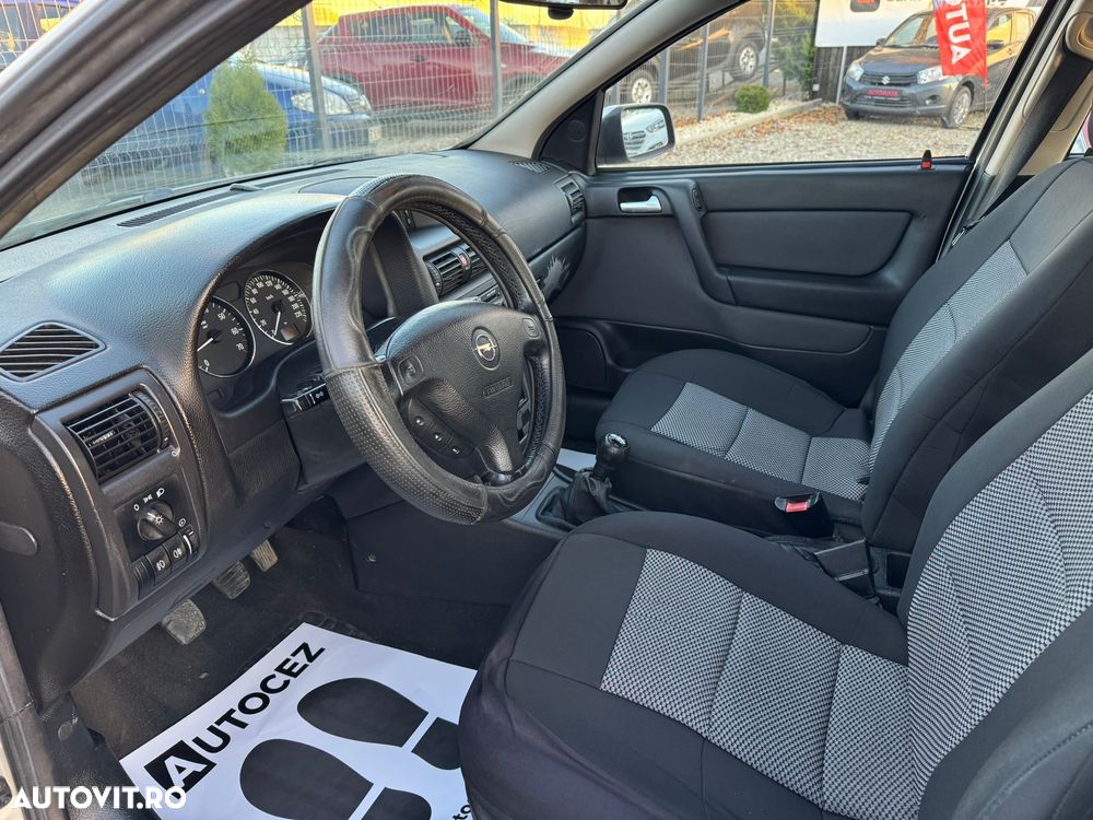 Opel Astra 1.6 Comfort - 11