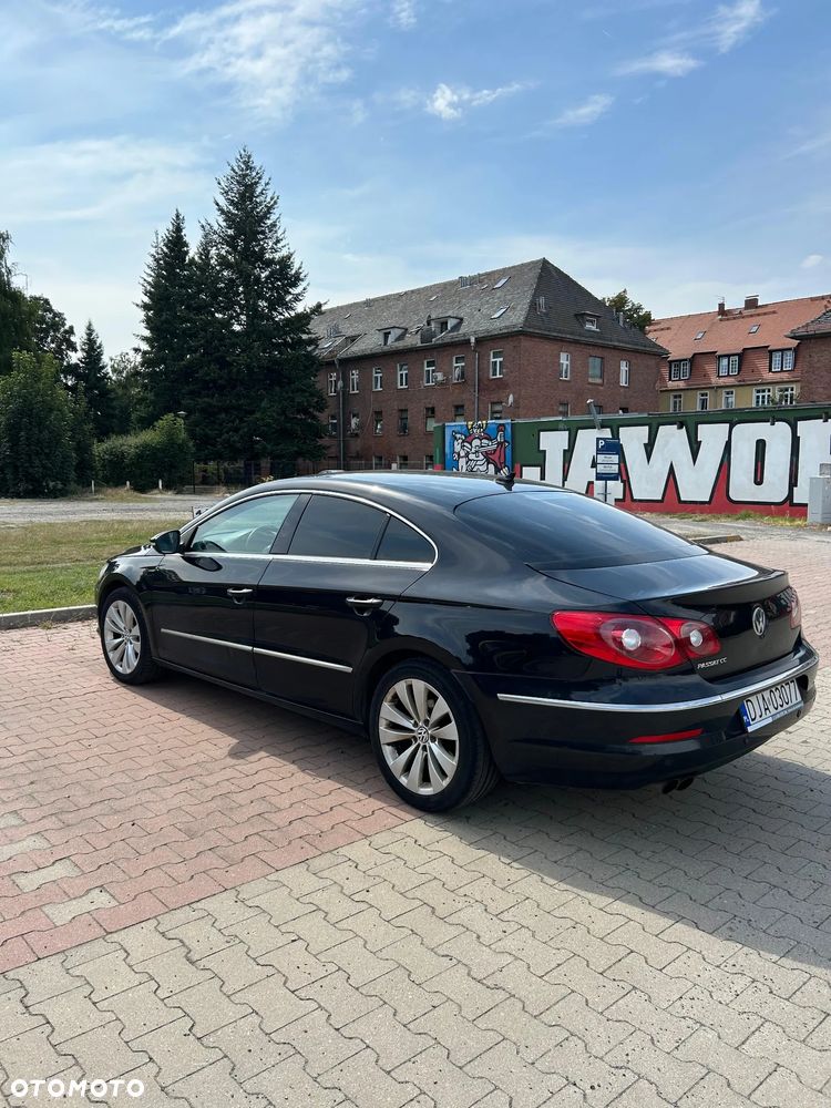 Volkswagen Passat CC - 8