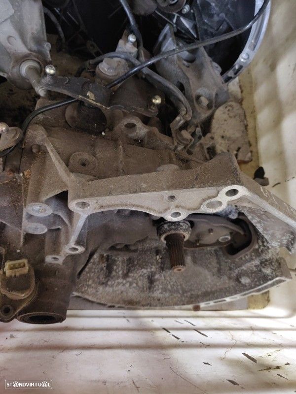 Caixa De Velocidades Manual Peugeot 206 Hatchback (2A/C) - 1