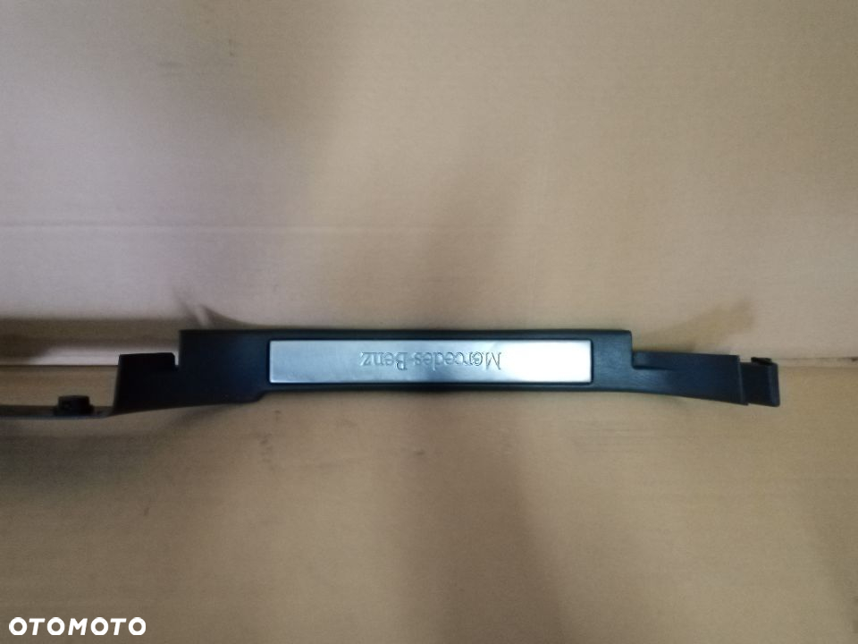 Listwa Progowa Prawa Mercedes ML W163 A1636861036 - 2