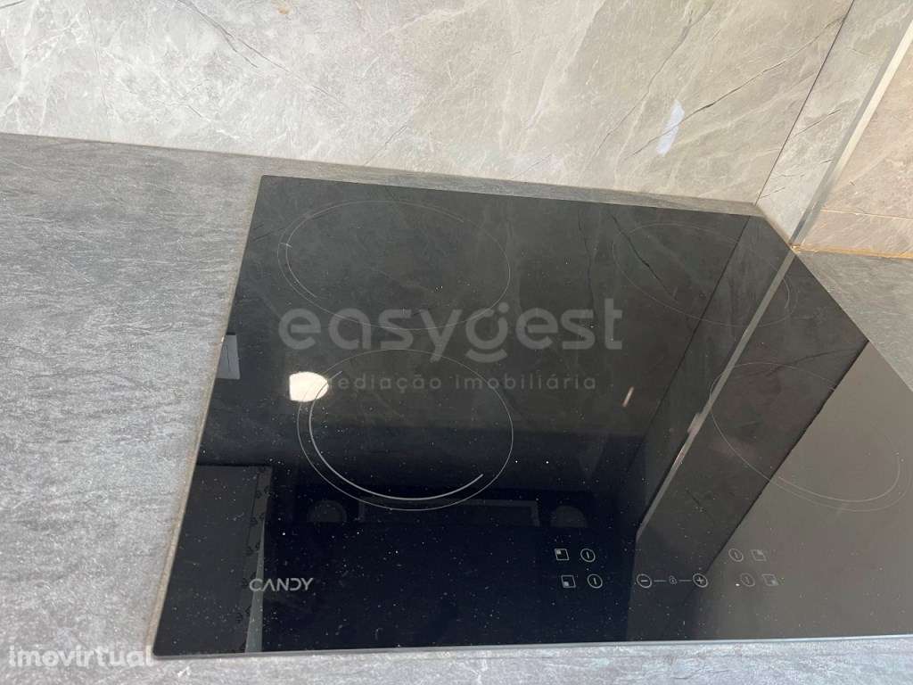 T2 Remodelado e Equipado em Benfica - Grande imagem: 5/13