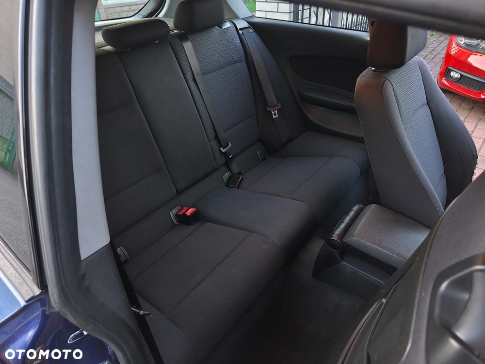 BMW Seria 1 - 23