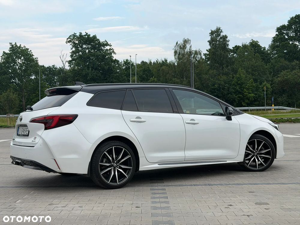 Toyota Corolla 2.0 Hybrid GR Sport Dynamic - 5