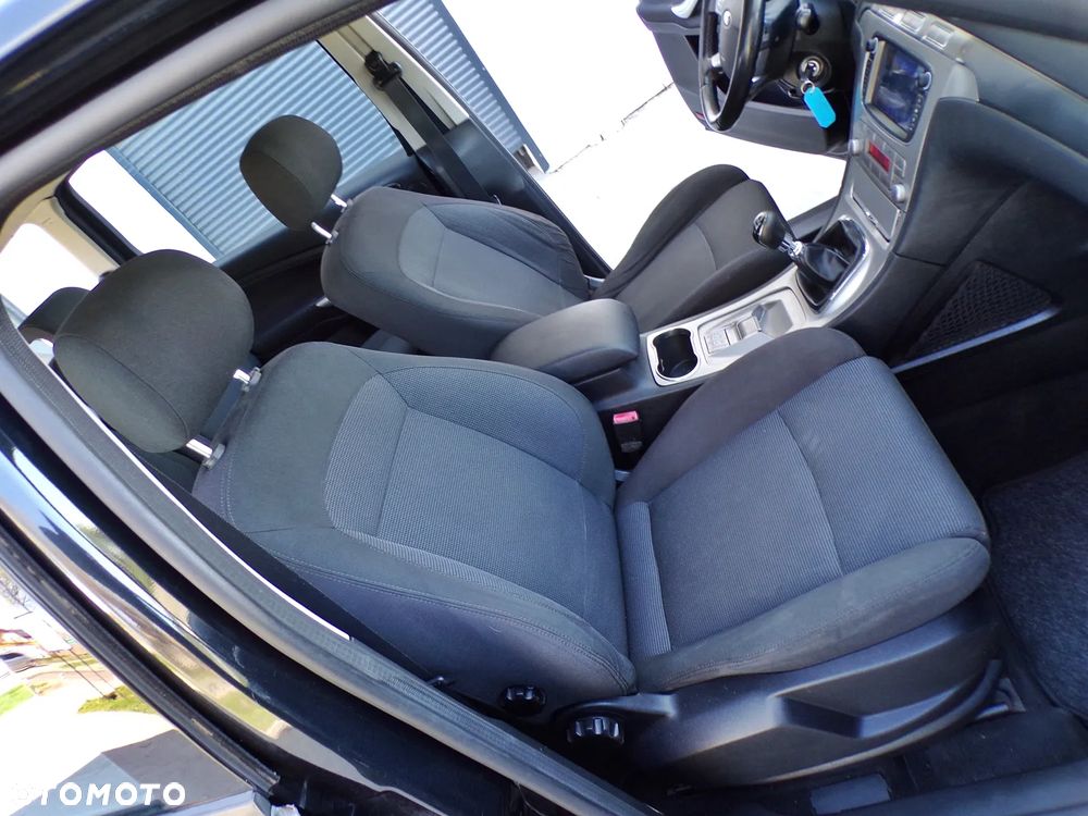 Ford S-Max 2.0 TDCi Titanium - 22