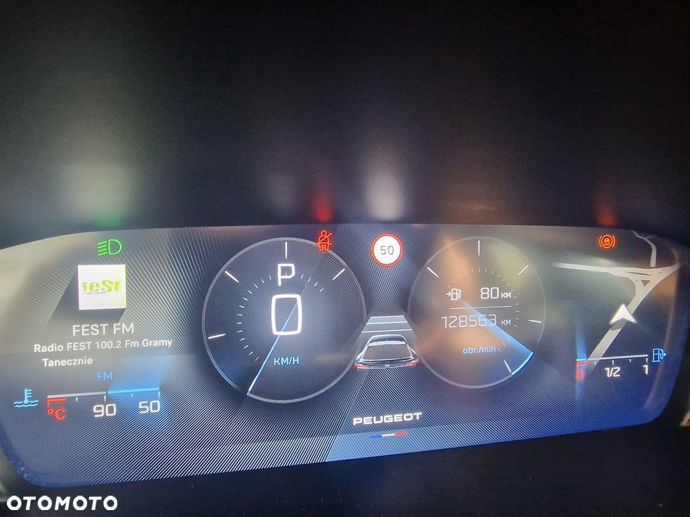 Peugeot 408 1.2 PureTech Allure S&S EAT8 - 29