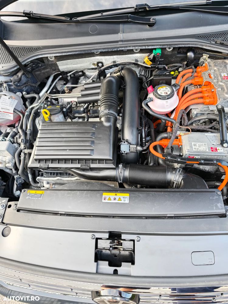 Volkswagen Passat 1.4 TSI DSG GTE - 19