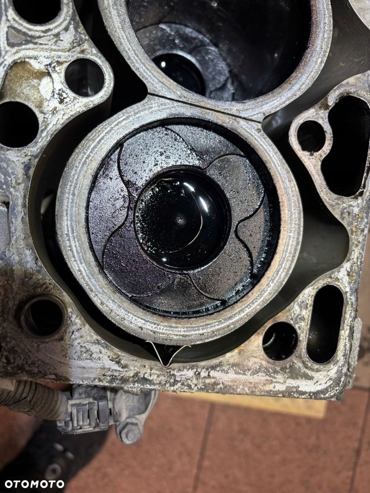 VOLVO V70 S80 XC70 XC60 BLOK DÓŁ SILNIKA D5244T14 - 6