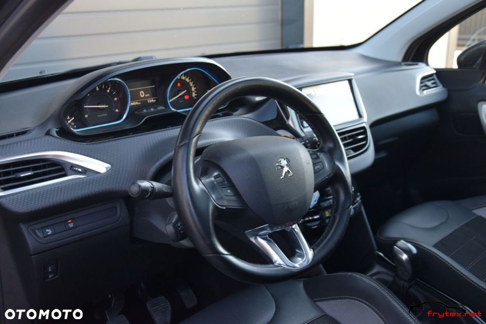 Peugeot 2008 - 18