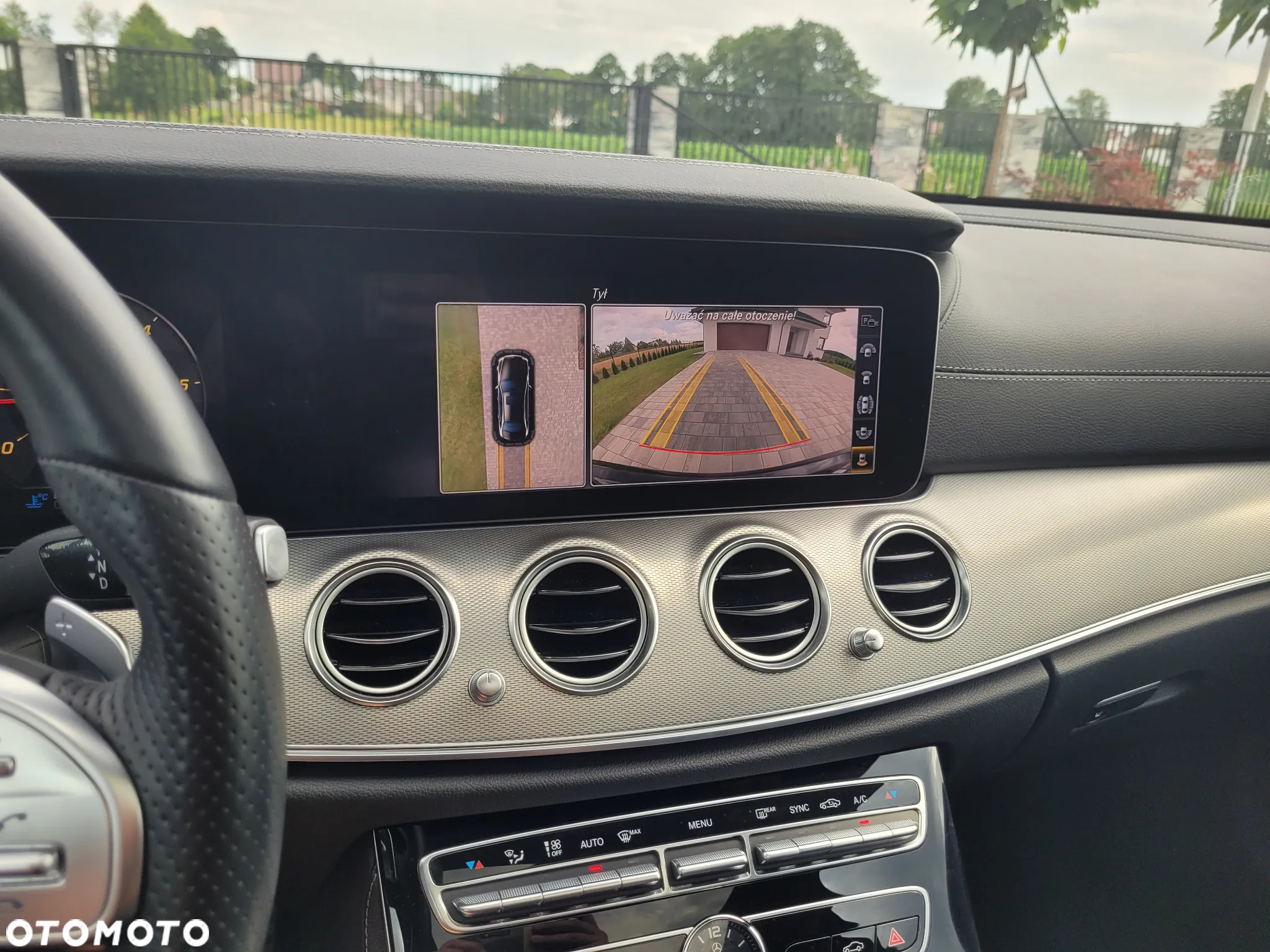 Mercedes-Benz Klasa E 220 d 4-Matic 9G-TRONIC - 13