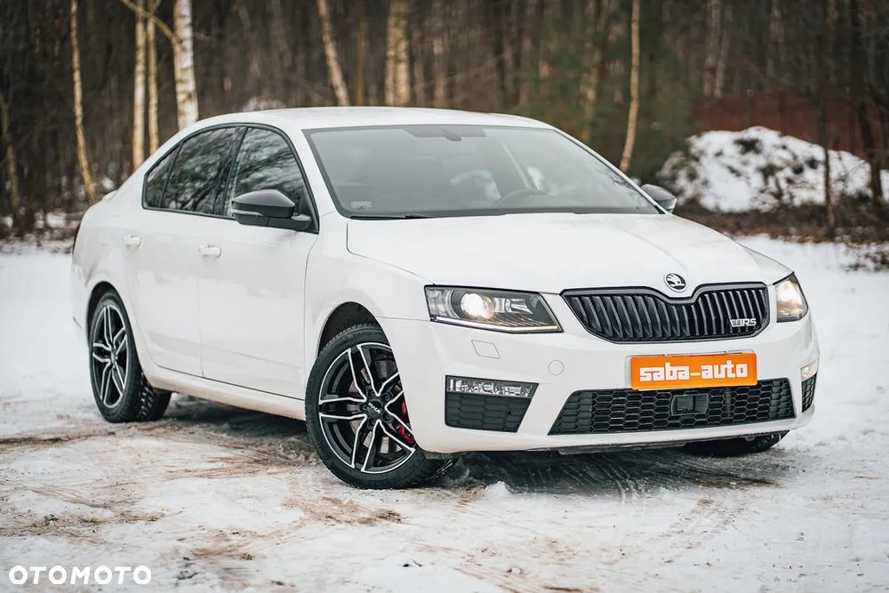 Skoda Octavia 2.0 TDI DSG RS - 2
