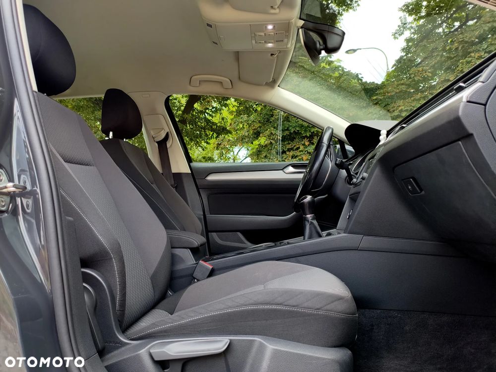 Volkswagen Passat 1.6 TDI BMT City - 6