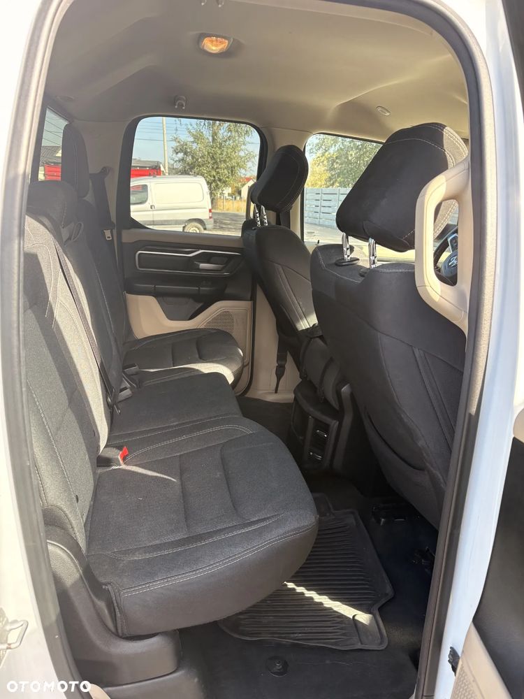 RAM 1500 5.7 Crew Cab Bighorn - 11