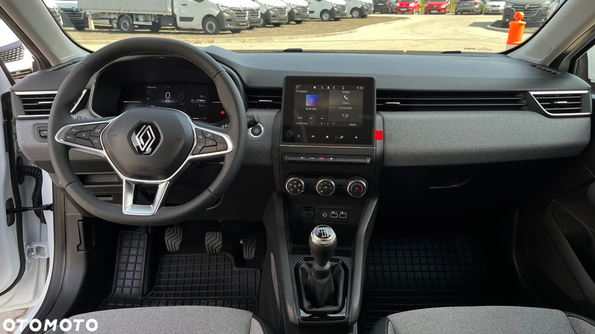 Renault Clio - 16