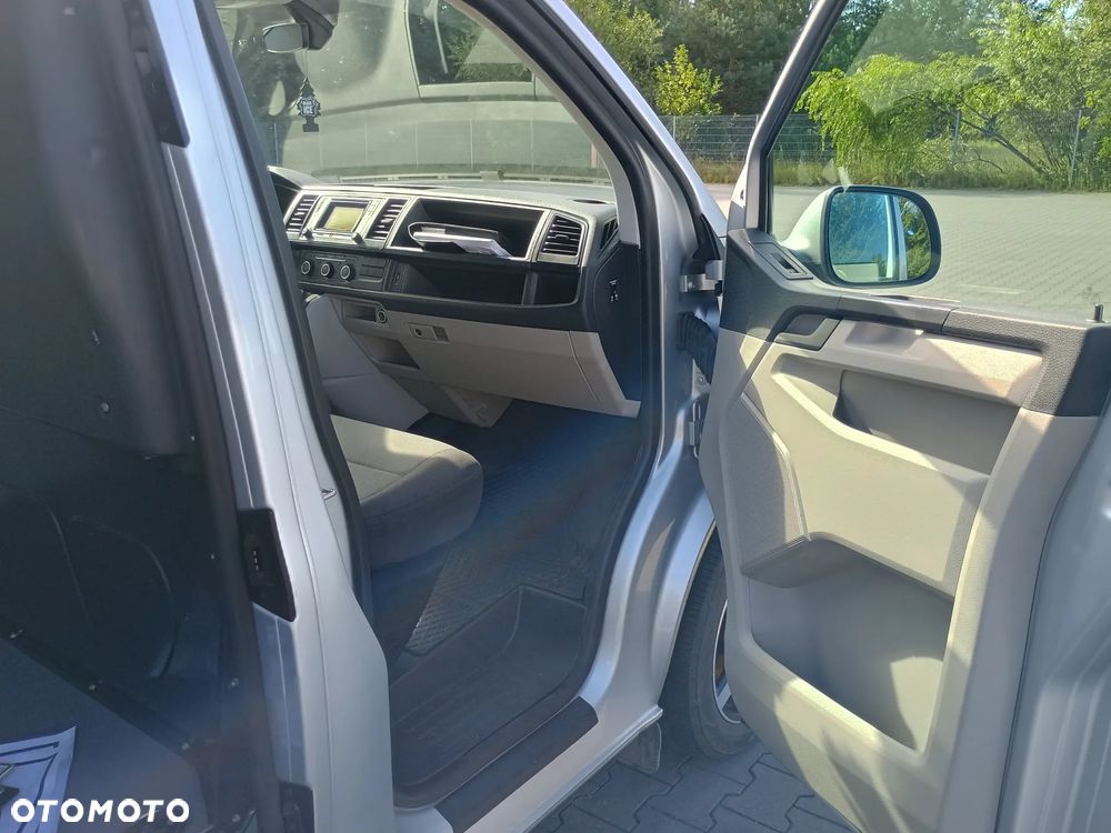 Volkswagen Transporter - 11