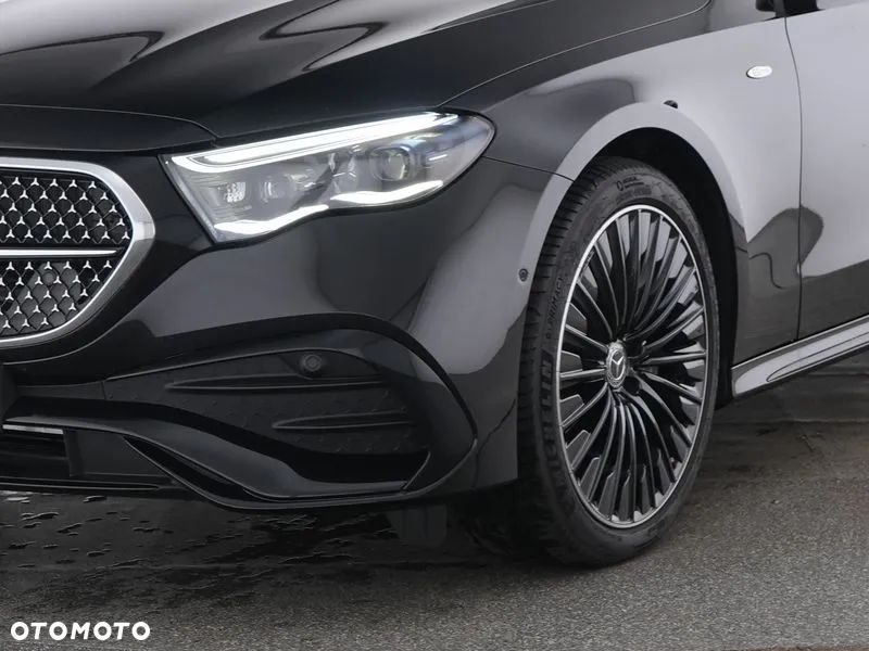 Mercedes-Benz Klasa E 300 de PHEV 4-Matic AMG 9G-Tronic - 3