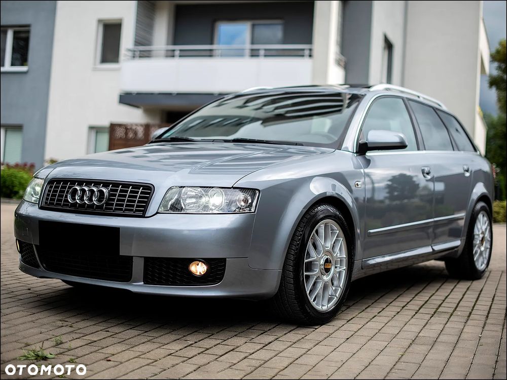 Audi A4 Avant - 10