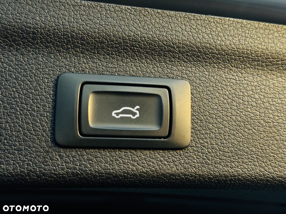 Audi Q3 40 TDI Quattro S tronic S line - 33