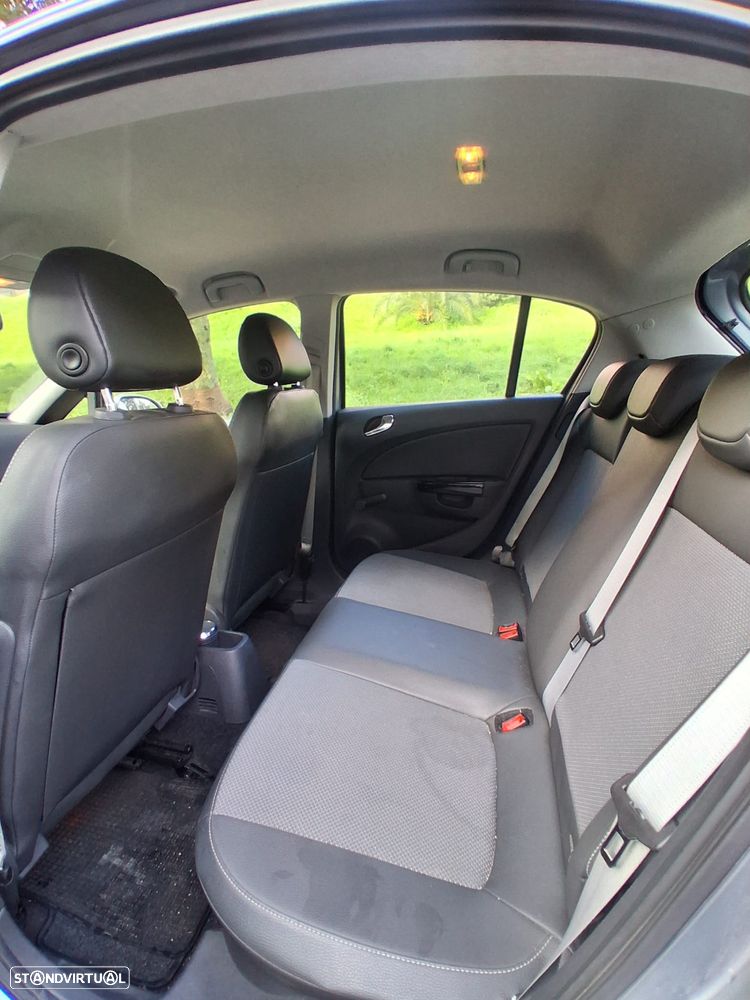 Opel Corsa 1.2 Enjoy - 25