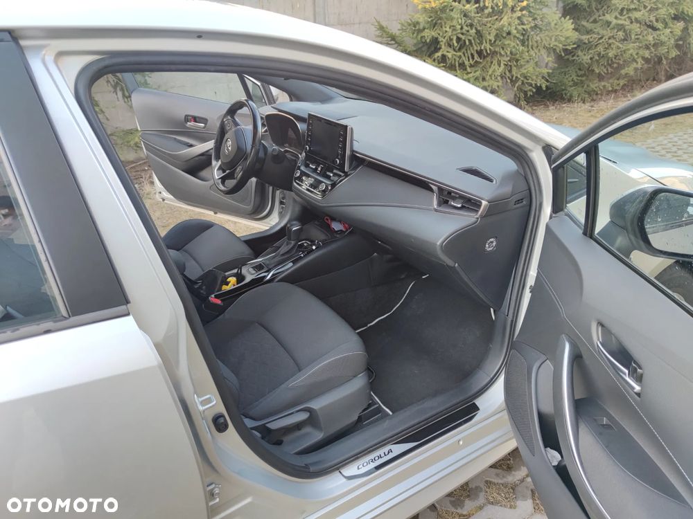 Toyota Corolla - 14