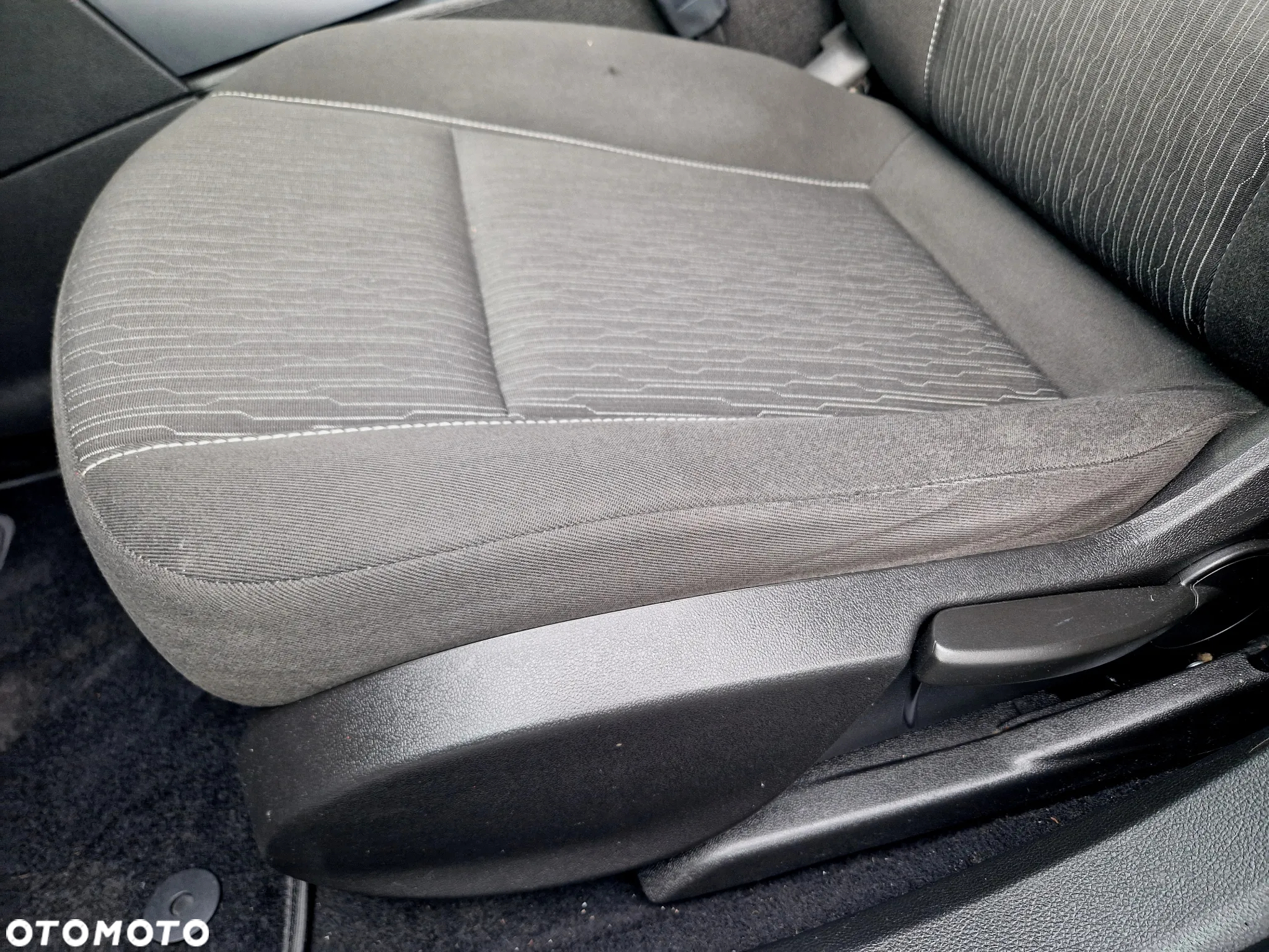 Opel Astra 1.4 Turbo Color Edition - 13