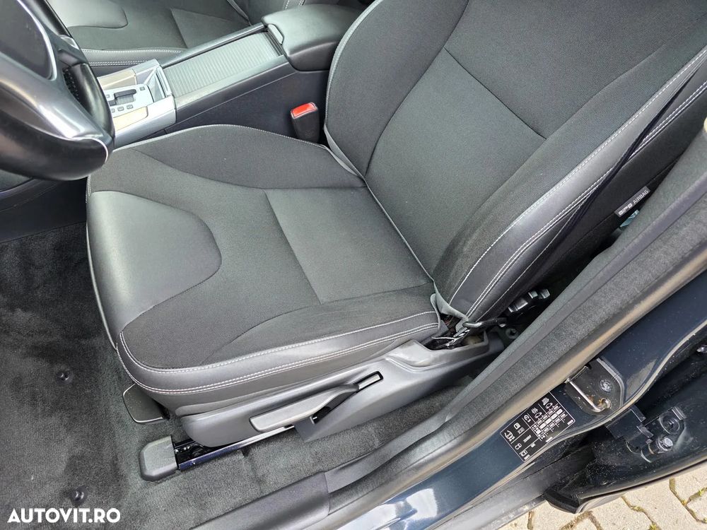 Volvo XC 60 D4 Geartronic Momentum - 9