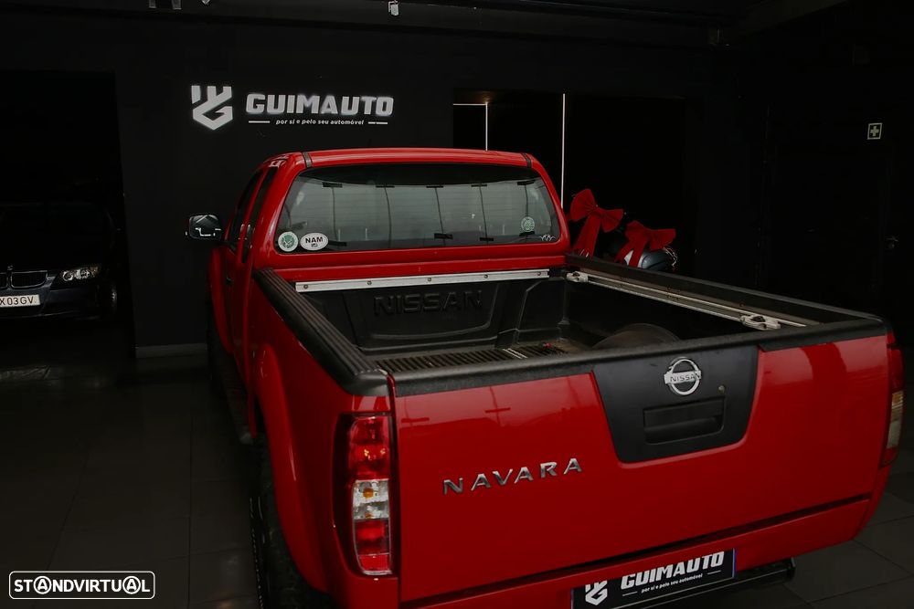 Nissan Navara 2.5 dCi CD LE Hi-Tech 4WD - 5