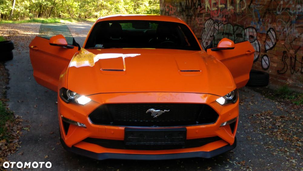 Ford Mustang - 8