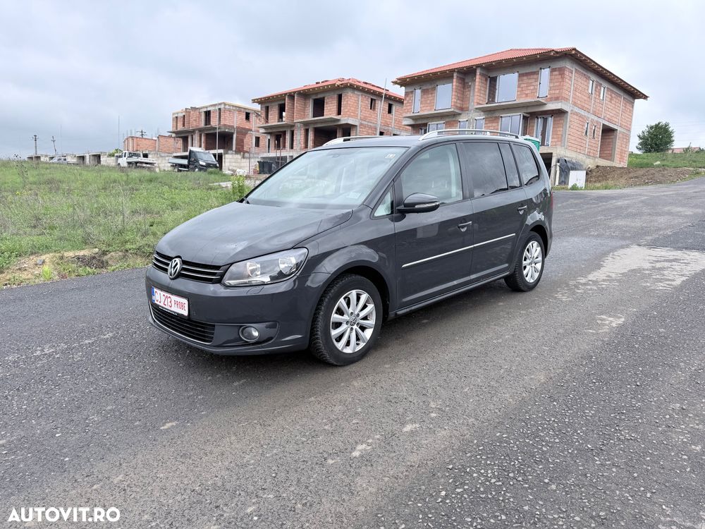 Volkswagen Touran - 14