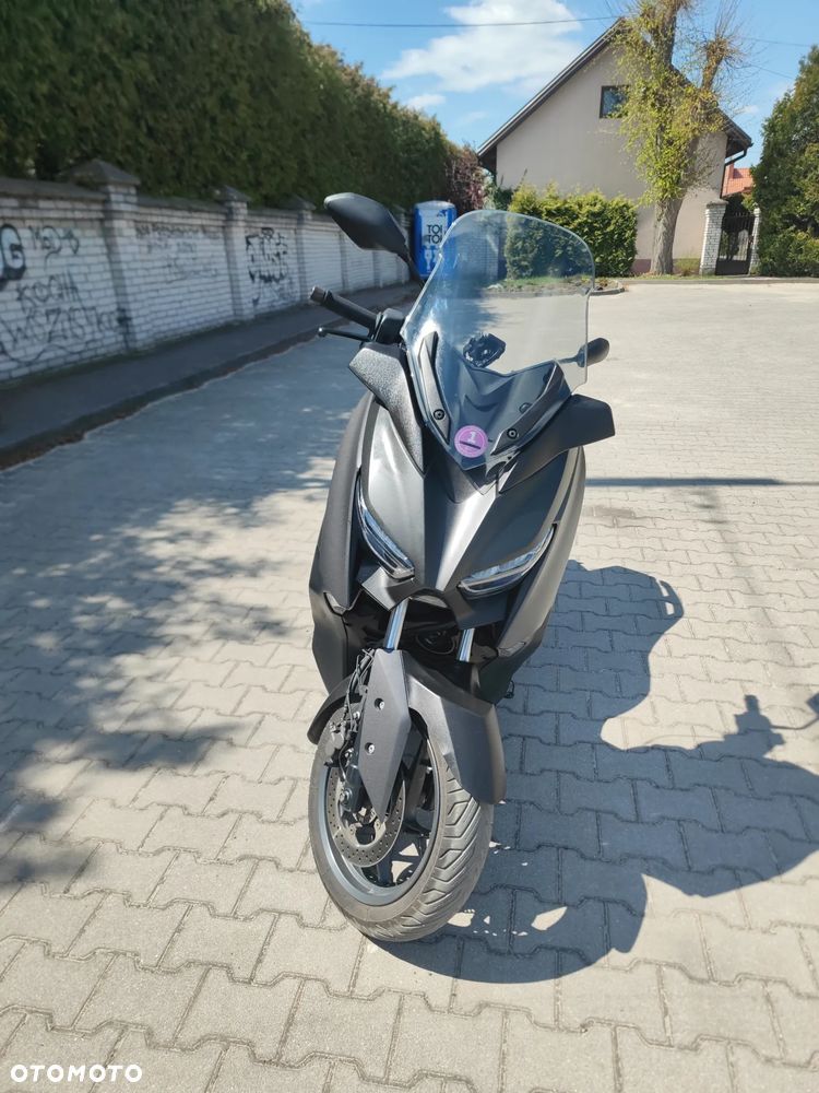 Yamaha X-max - 10