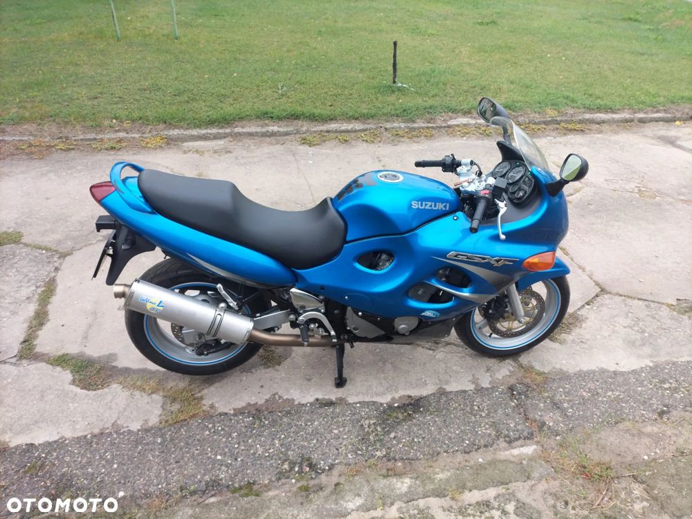 Suzuki GSX - 4