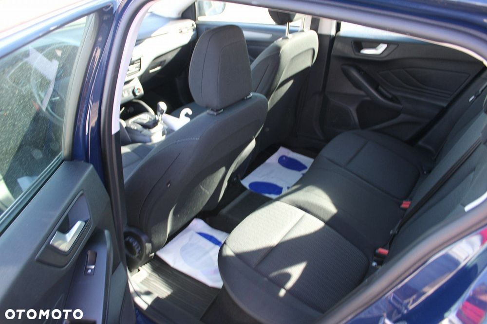 Ford Focus 1.0 EcoBoost Trend ASS - 28