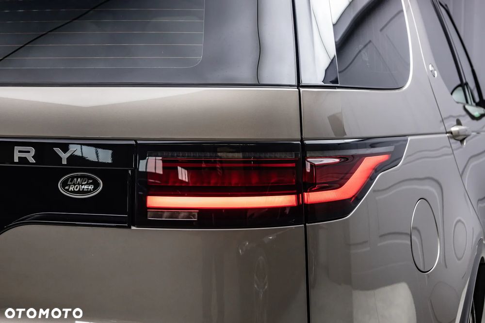Land Rover Discovery D250 SE - 11