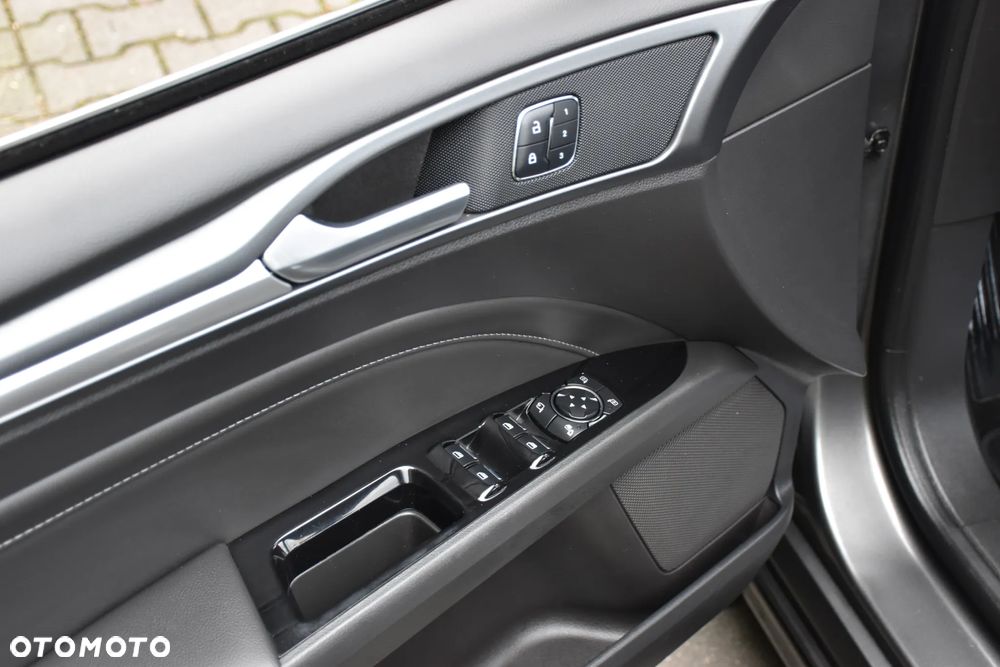 Ford Mondeo 2.0 TDCi Start-Stopp PowerShift-Aut Titanium - 22