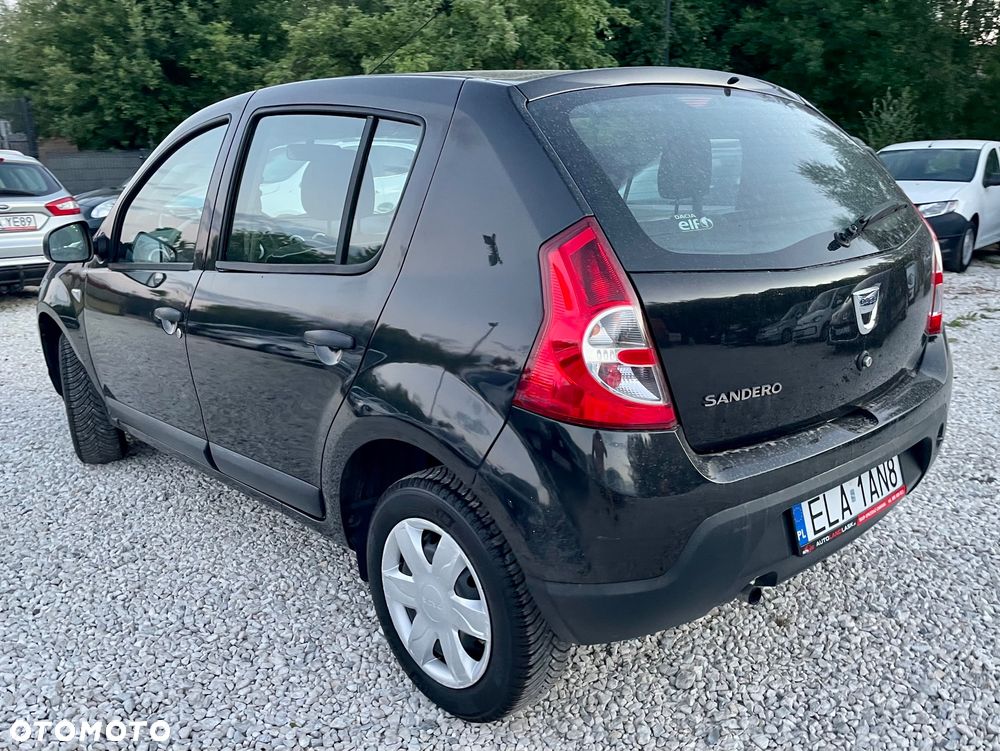 Dacia Sandero 1.2 16V - 18
