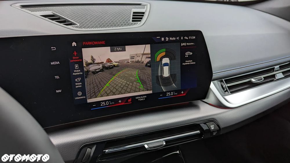 BMW iX1 xDrive30 66.5kWh xLine - 13