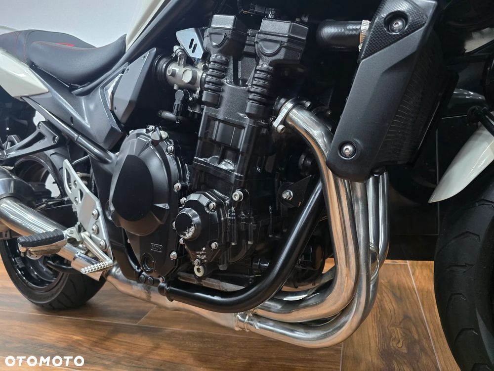 Suzuki Bandit - 25