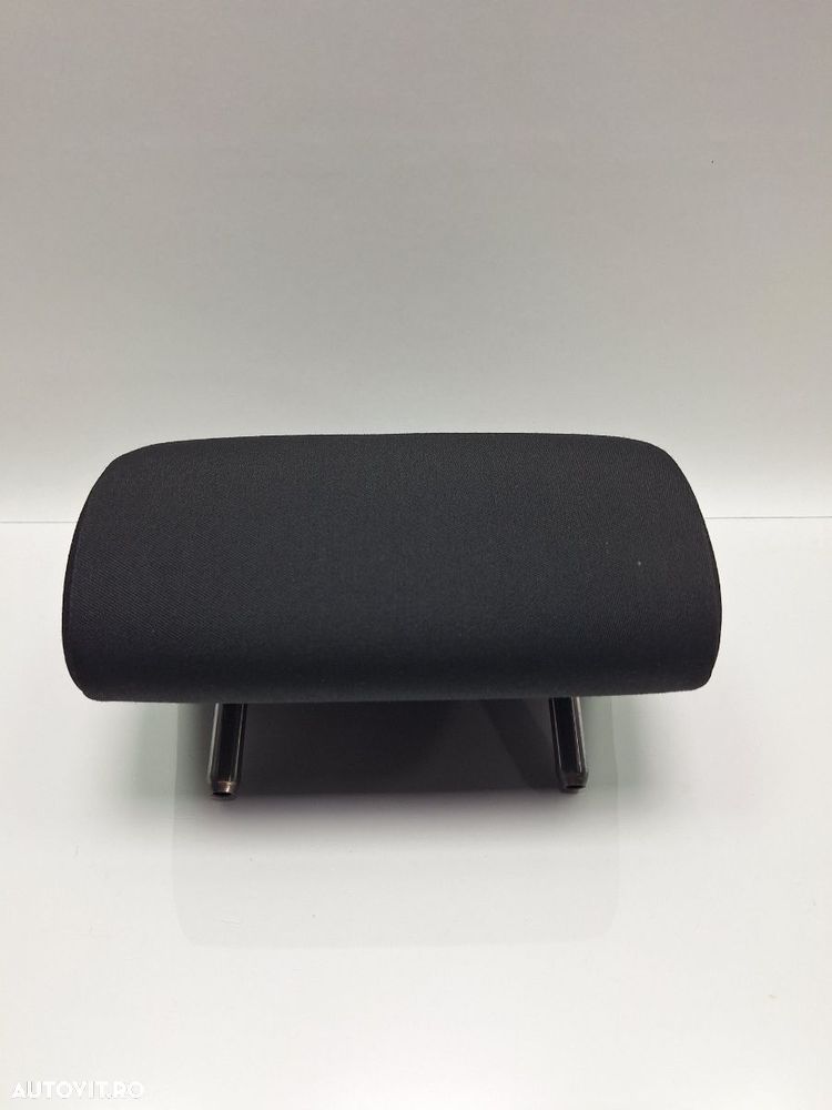 Tetiera bancheta spate (centru) VOLKSWAGEN GOLF VI 5K1 2008 - 20132.0 TDI CBDC, CLCA 5K0885902G - 1