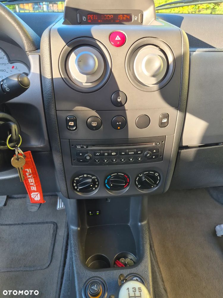 Citroën Berlingo 1.6i Prestige - 25
