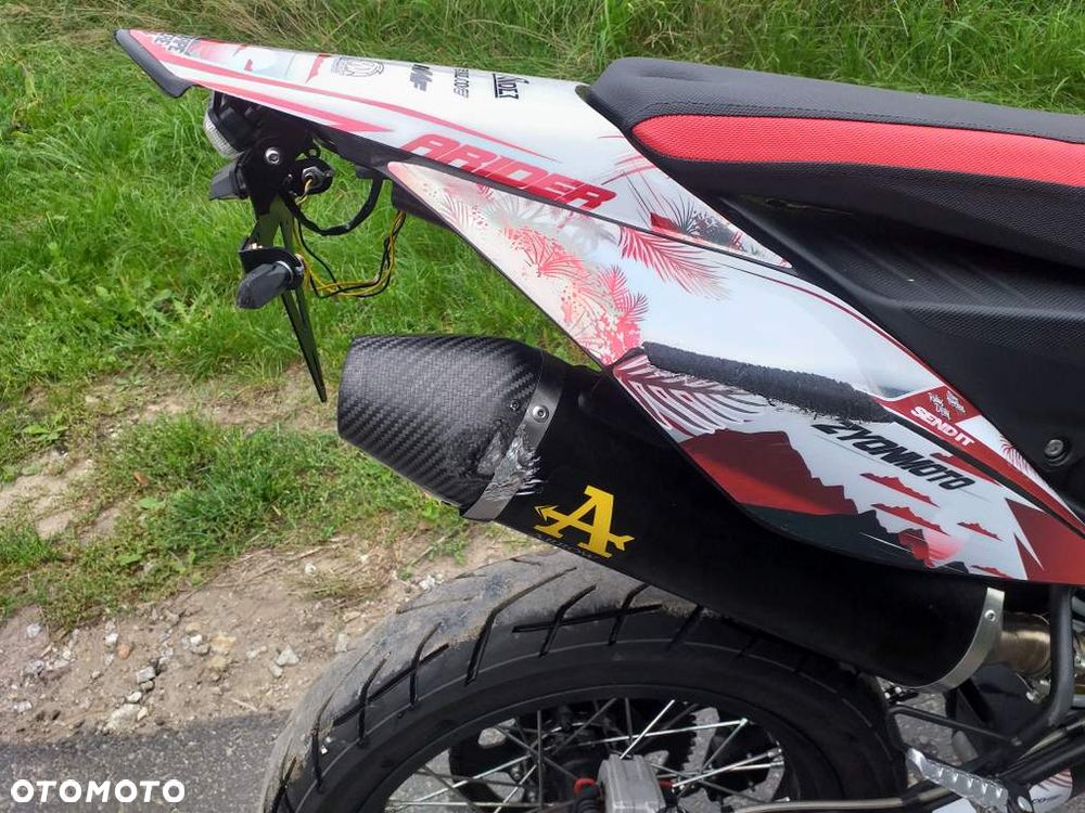 Aprilia SX - 11