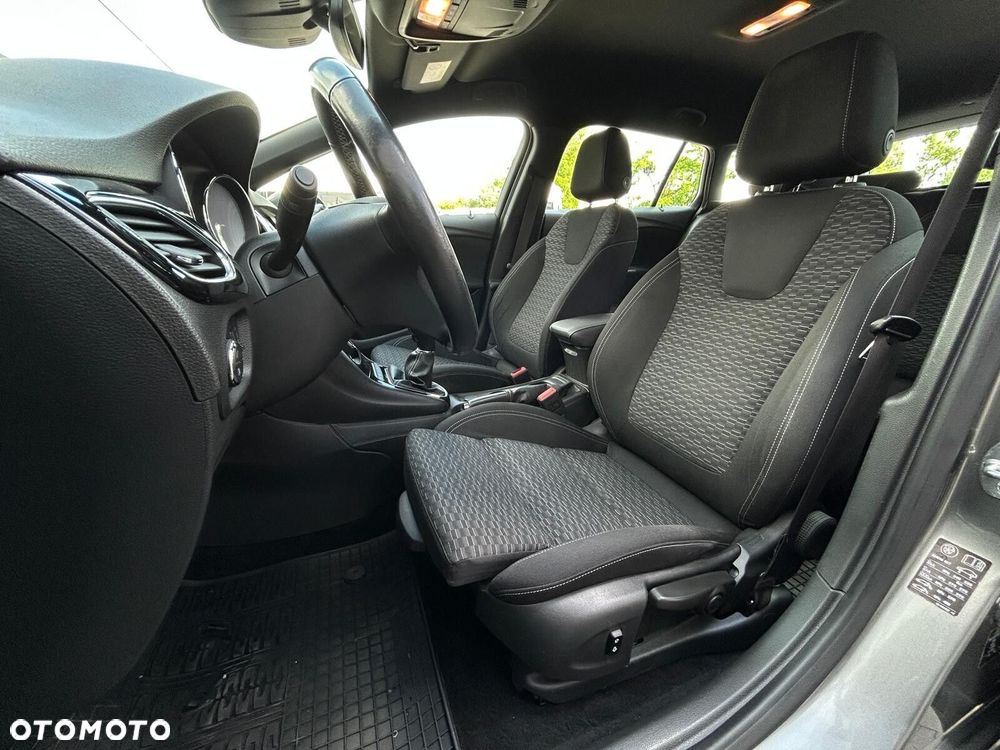 Opel Astra 1.6 T Elite S&S - 8