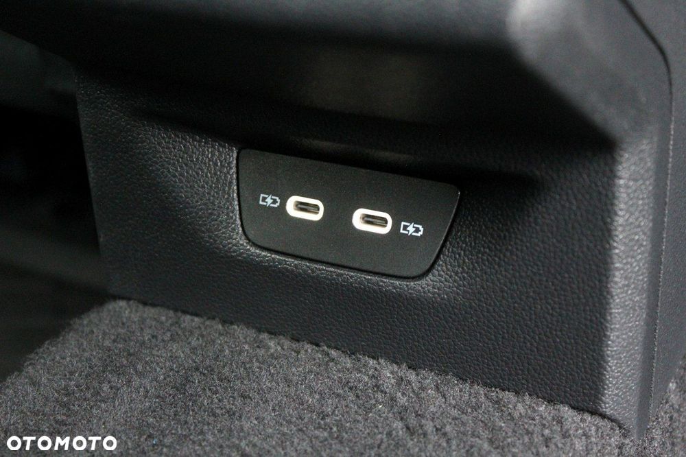 Volkswagen Golf Variant 2.0 TDI Life DSG - 29