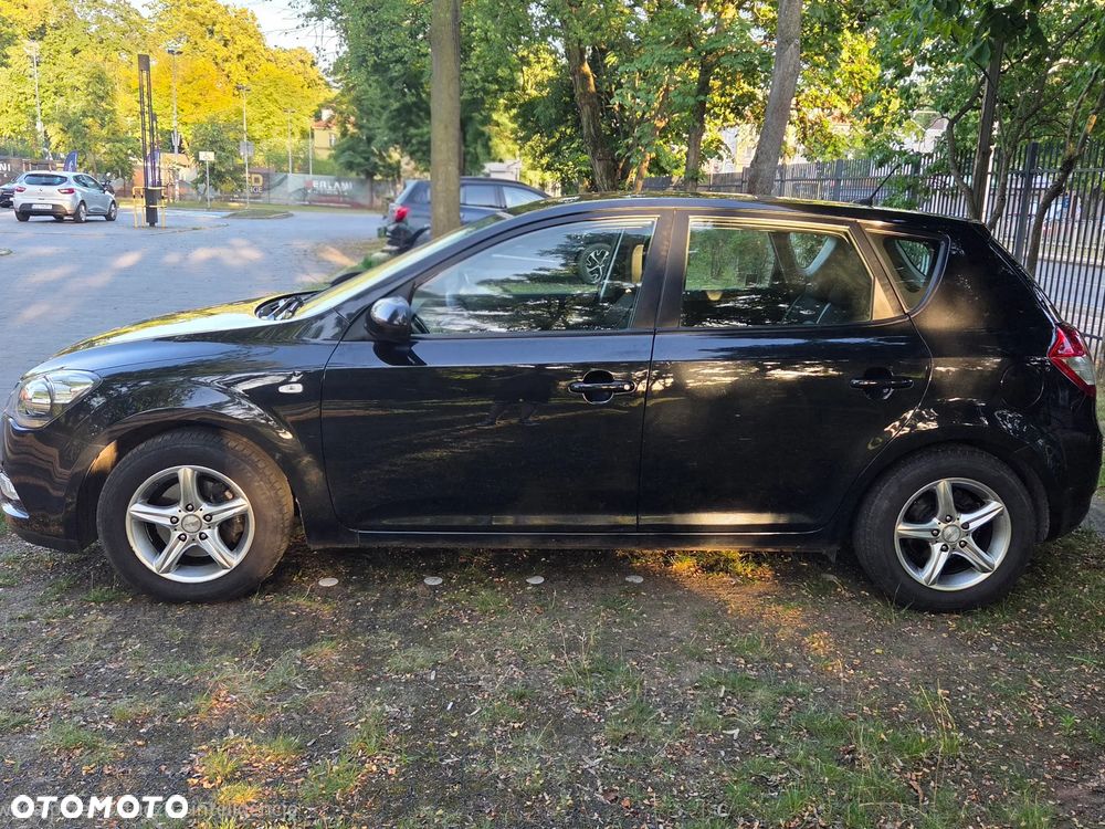 Kia Ceed 1.4 L - 4
