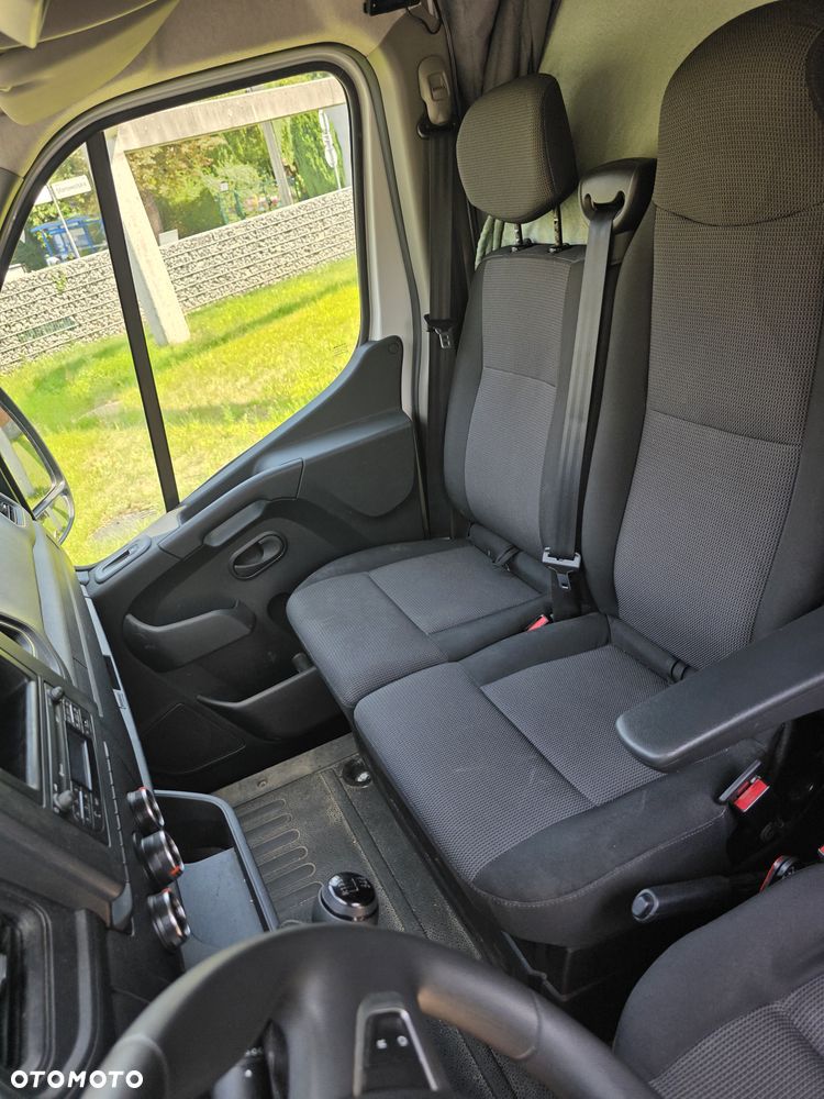 Renault Master - 13