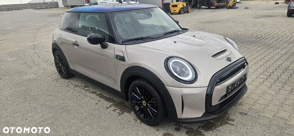 MINI Cooper SE - 1